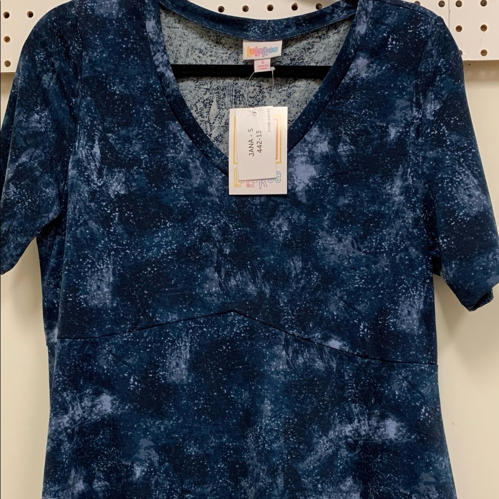LLR Size Small Jana top, NWT